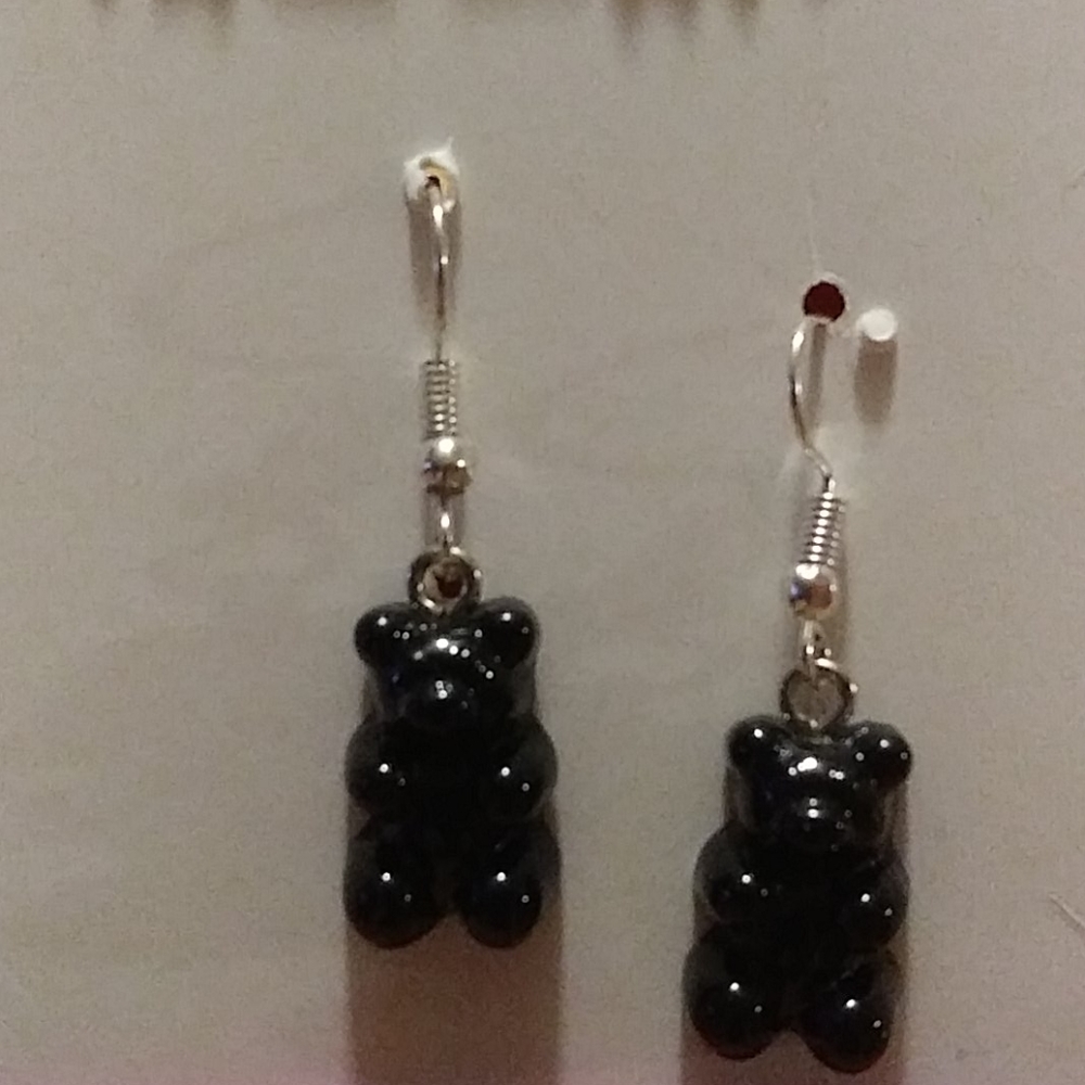 🌺 3/$12 Gummy Bear Earings